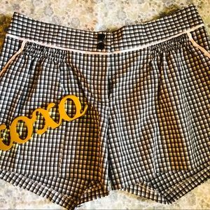 NWOT Black & White Shorts. Dress em up or down!